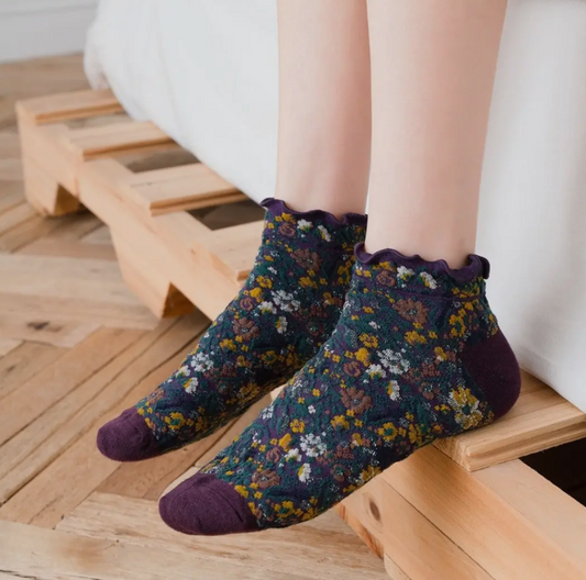 Rufia Floral Embossed Socks